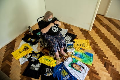 Narli exibe sua coleção de camisetas em apoio à Lava Jato, mas descarta o termo "tiete".