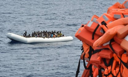 Migrantes atendidos en el Mediterráneo.