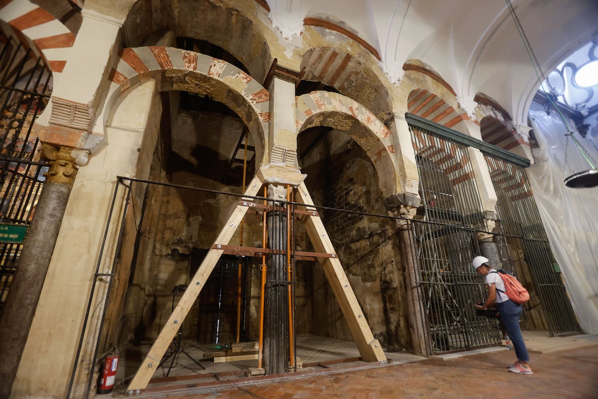 El incendio de la Mezquita de Córdoba fuerza a la incorporación de las administraciones públicas en la toma de decisiones sobre el monumento