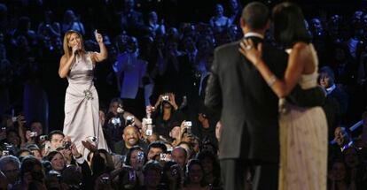 Beyonc&eacute; cantando para el matrimonio Obama, el d&iacute;a de la investidura del presidente, en 2009.