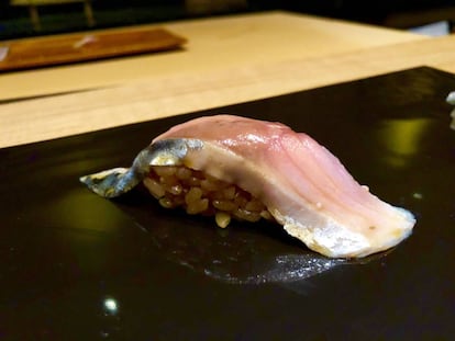 NIGIRI DE CABALLA / CAPEL 