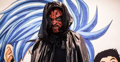 David demostr&oacute; su habilidad para transformarse en Darth Maul.