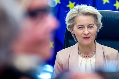 La presidenta de la Comisión Europea, Ursula von der Leyen, asiste al Diálogo Estratégico sobre el Futuro de la Industria del Automóvil, el 3 de marzo.