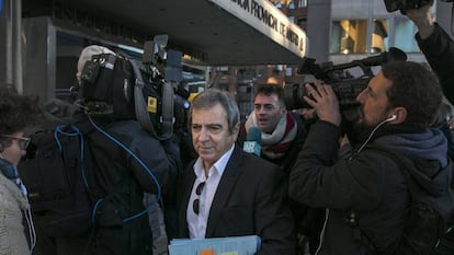 El exjefe de la policía de Coslada, Ginés Jiménez, a la salida de la Audiencia en enero de 2018.