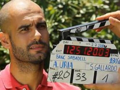 Josep Guardiola, presidente del FC Barcelona, durante la grabación del último anuncio para Banco Sabadell