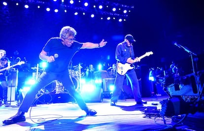 El cantante de The Who, Roger Daltrey, a la izquierda, y el guitarrista Pete Townshend en un concierto en EE UU el pasado septiembre.