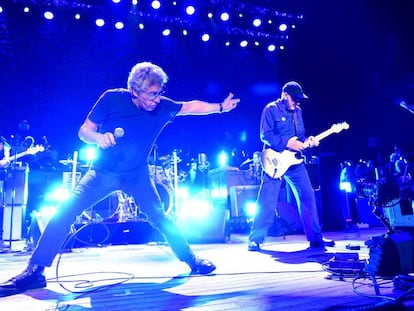 O vocalista do The Who, Roger Daltrey, à esquerda, e o guitarrista Pete Townshend em um show nos EUA em setembro.