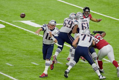 Tom Brady durante el partido del Super Bowl entre los Patriots y Falcons