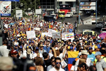 La marcha ha estado plagada de banderas venezolanas.