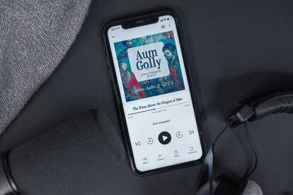 Uso de una app para escuchar audiolibros