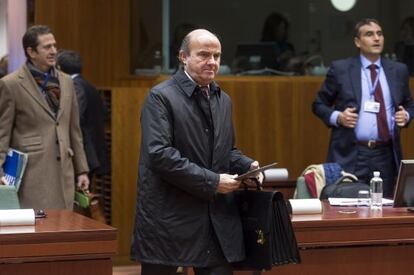 El ministro de Econom&iacute;a, Luis de Guindos, en la &uacute;ltima reuni&oacute;n del Eurogrupo.  