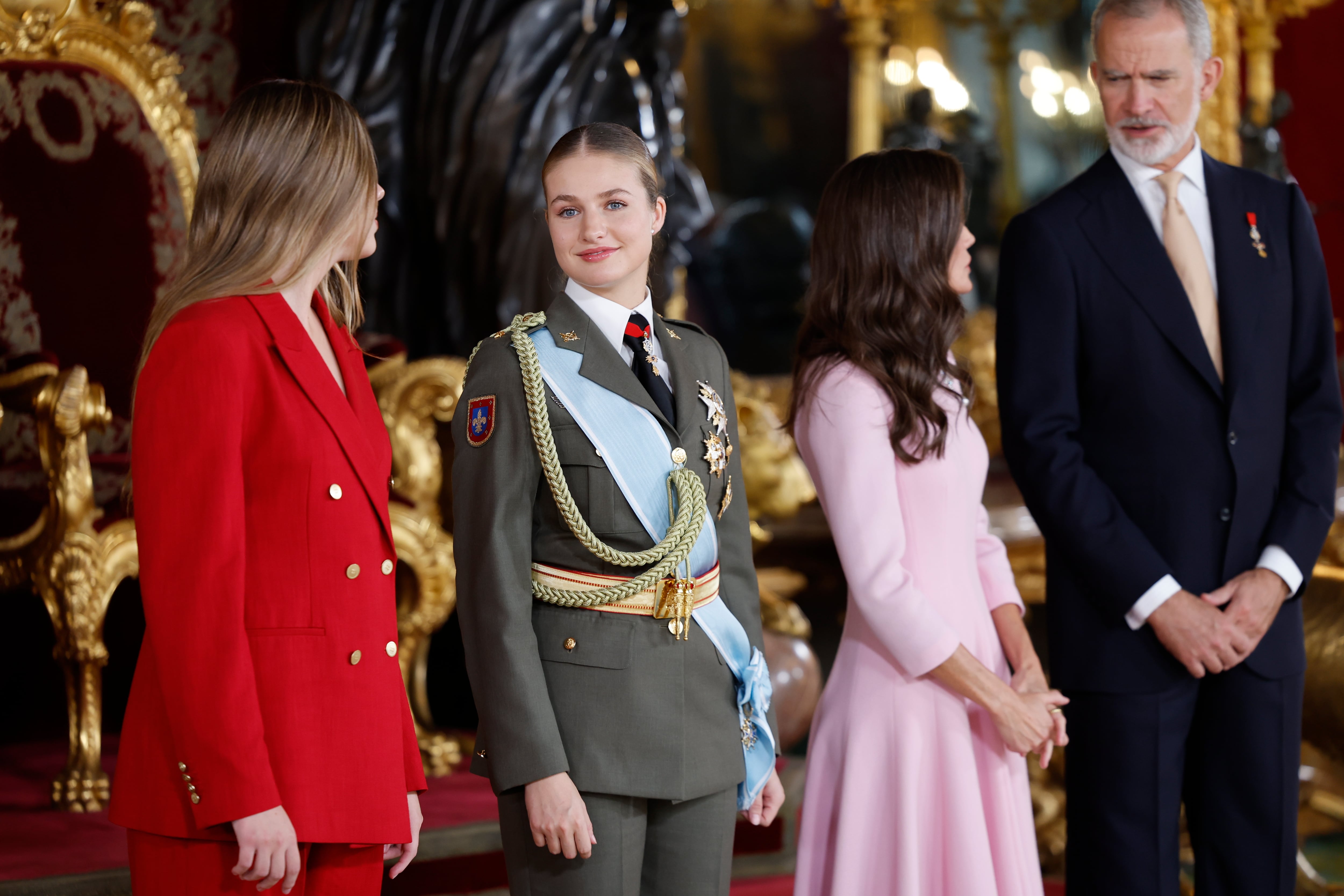 La crisis de Ceuta y el adelanto electoral marcan la recepción en Palacio Real por el día de la Fiesta Nacional