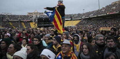 Participantes en un concierto organizado por la ANC, la Asamblea Nacional Catalana.