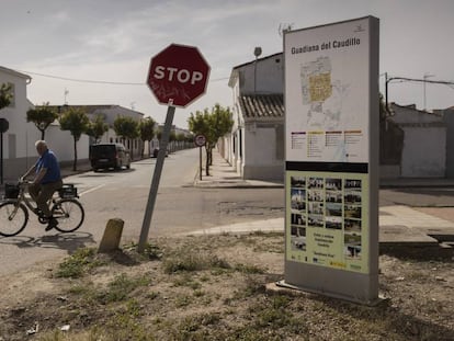 Una calle en Guadiana del Caudillo, Badajoz.