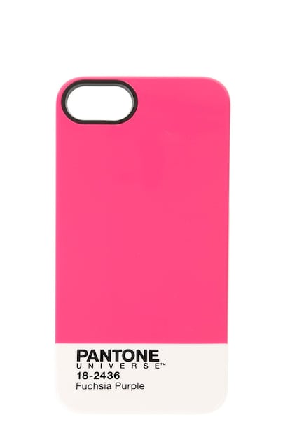 ¿Cansado de tu color de móvil? Puedes elegir color del Pantone en Colette (40 euros).