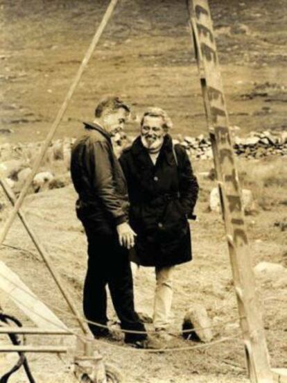 David Lean y Perico Vidal (con barba), en el rodaje de 'La hija de Ryan'.