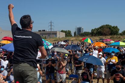 Trabajadores de Nissan en una asamblea esta semana.