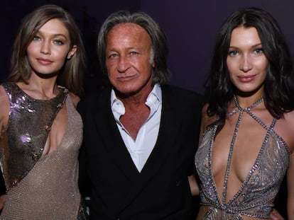 Gigi, Mohamed y Bella Hadid en noviembre de 2016 en París.