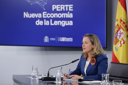 La vicepresidenta primera y ministra de Asuntos Económicos y Transformación Digital, Nadia Calviño, en la rueda de prensa tras el Consejo de Ministros.