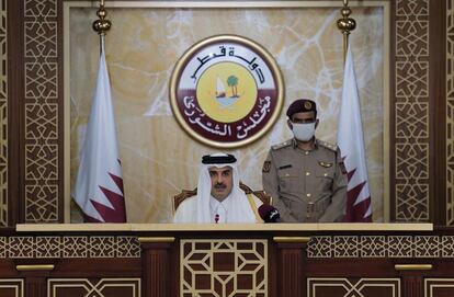 El jeque Tamim, emir de Qatar, durante el discurso ante el Consejo Consultivo en el que anunció elecciones directas para elegir a sus miembros en octubre de 2021.