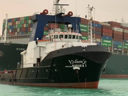 El carguero encallado en el Canal de Suez, Ever Given.