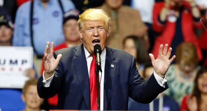 Candidato republicano a la Casa Blanca, Donald Trump, durante un acto de campaña.