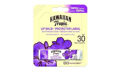 Este cacao labial ofrece protección solar SPF 30. HAWAIIAN.