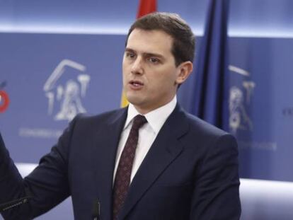 Rueda de prensa del líder de Ciudadanos, Albert Rivera, en el Congreso.