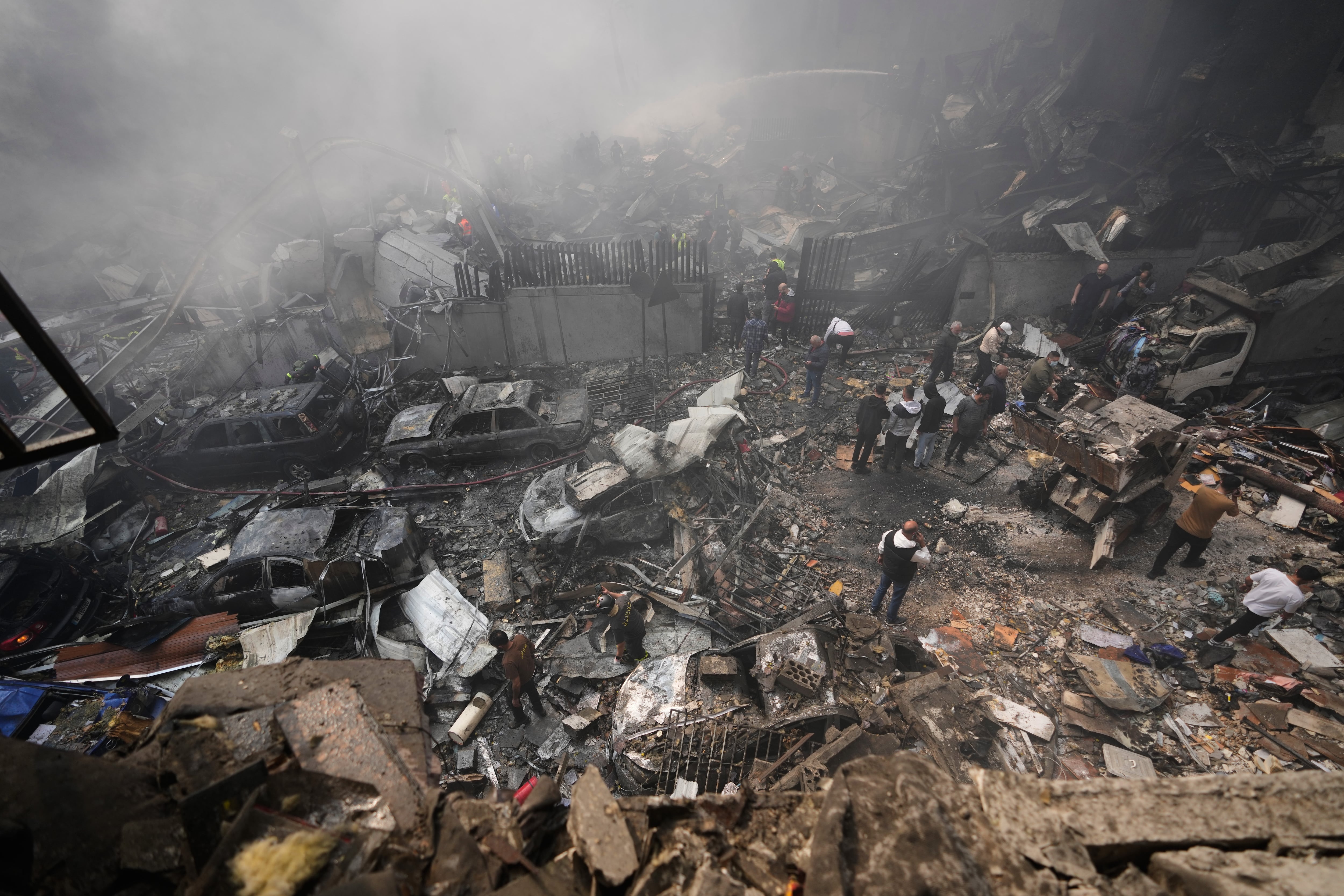 Israel mantiene los bombardeos sobre Líbano tras excluir a ese frente de la tregua con Irán