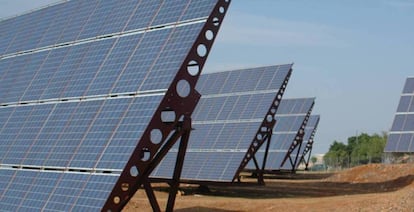 Instalación de paneles solares.