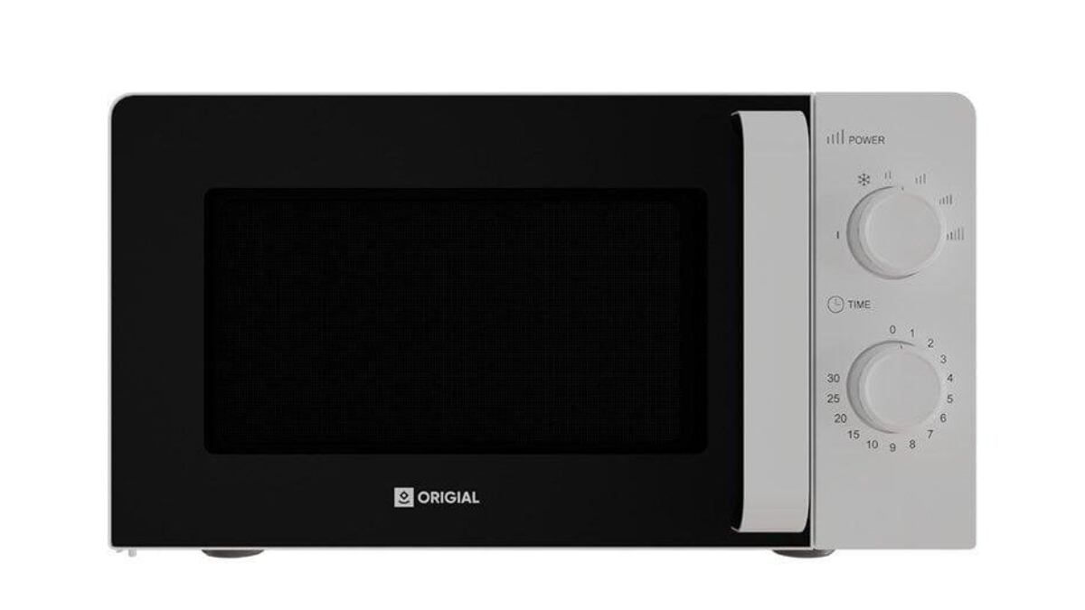 Microondas con 20 litros de capacidad que incluye grill.