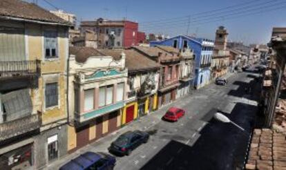 Una de las calles del barrio de El Cabanyal, en Valencia.