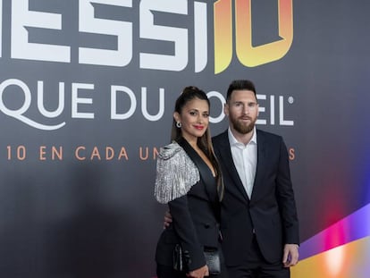 Leo Messi, amb la seva dona, Antonella Rocuzzo, just abans de l'espectacle.