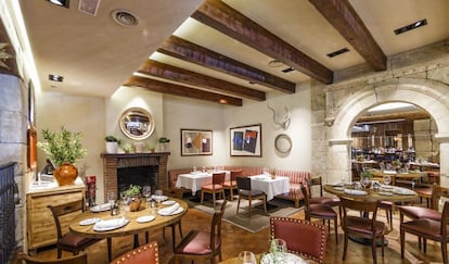 Sala de Casa Mando, en León.