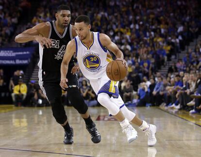 Curry, frente a Duncan.