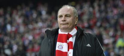 El presidente del Bayern de Múnich, Uli Hoeness, durante un partido de la Bundesliga