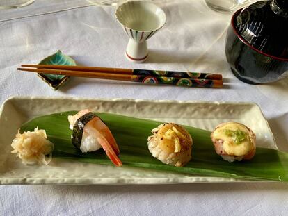 Temari sushi con sopa de miso.