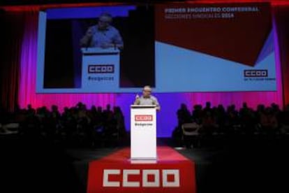 El secretario general de CCOO, Ignacio Fernández Toxo, durante su intervención en la clausura hoy del primer encuentro confederal de secciones sindicales, al que han asistido 2.200 representantes sindicales de todos los sectores de la producción, los servicios y las administraciones públicas.