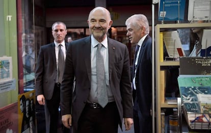 El comisario de Asuntos Económicos, Pierre Moscovici, en la presentación de su libro en Atenas, la semana pasada.