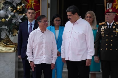 Gustavo Petro y Nicolás Maduro en el Palacio Presidencial Miraflores, el 1 de noviembre 2022.