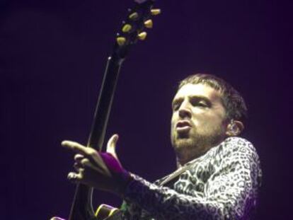 Miles Kane, durante su actuaci&oacute;n en el Arenal Sound. 