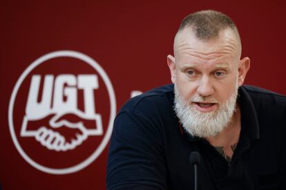 En la imagen, Antonio Segovia responsable del bomberos de UGT.