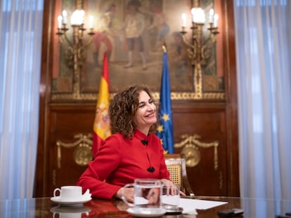 María Jesús Montero, en la sede del Ministerio de Hacienda, en Madrid, el 23 de diciembre de 2020.