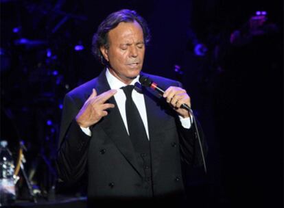 Julio Iglesias, en el Festival Jardins de Cap Roig de 2008.