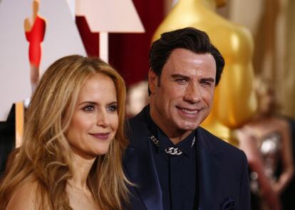 John Travolta, com sua esposa Kelly Preston mãe de seus dois filhos.