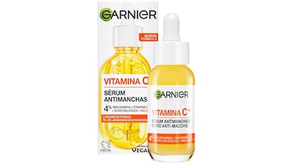 Este sérum antimanchas de Garnier combina vitamina C con ácido salicílico.