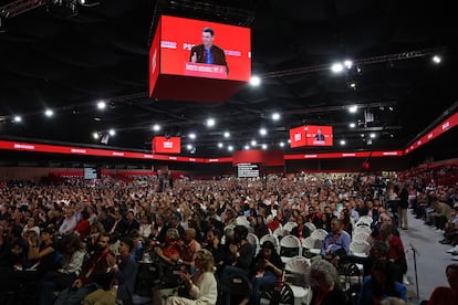 El presidente del Gobierno, Pedro Sánchez, durante su intervención en la clausura del Congreso Federal del PSOE.