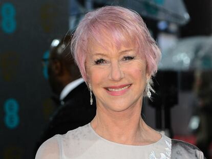 Vota el look: el pelo rosa y la alegría de vivir de Helen Mirren en los BAFTA