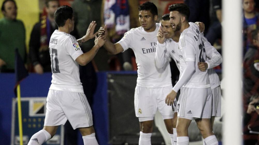 Resultado: Real Madrid vence o Levante por 3 a 1 e respira no ...