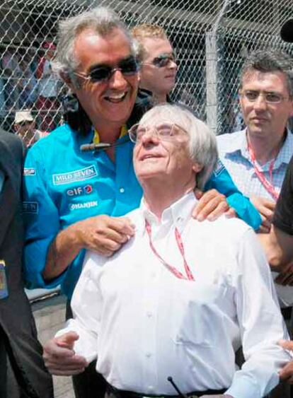 Briatore, a la izquierda, y Ecclestone.